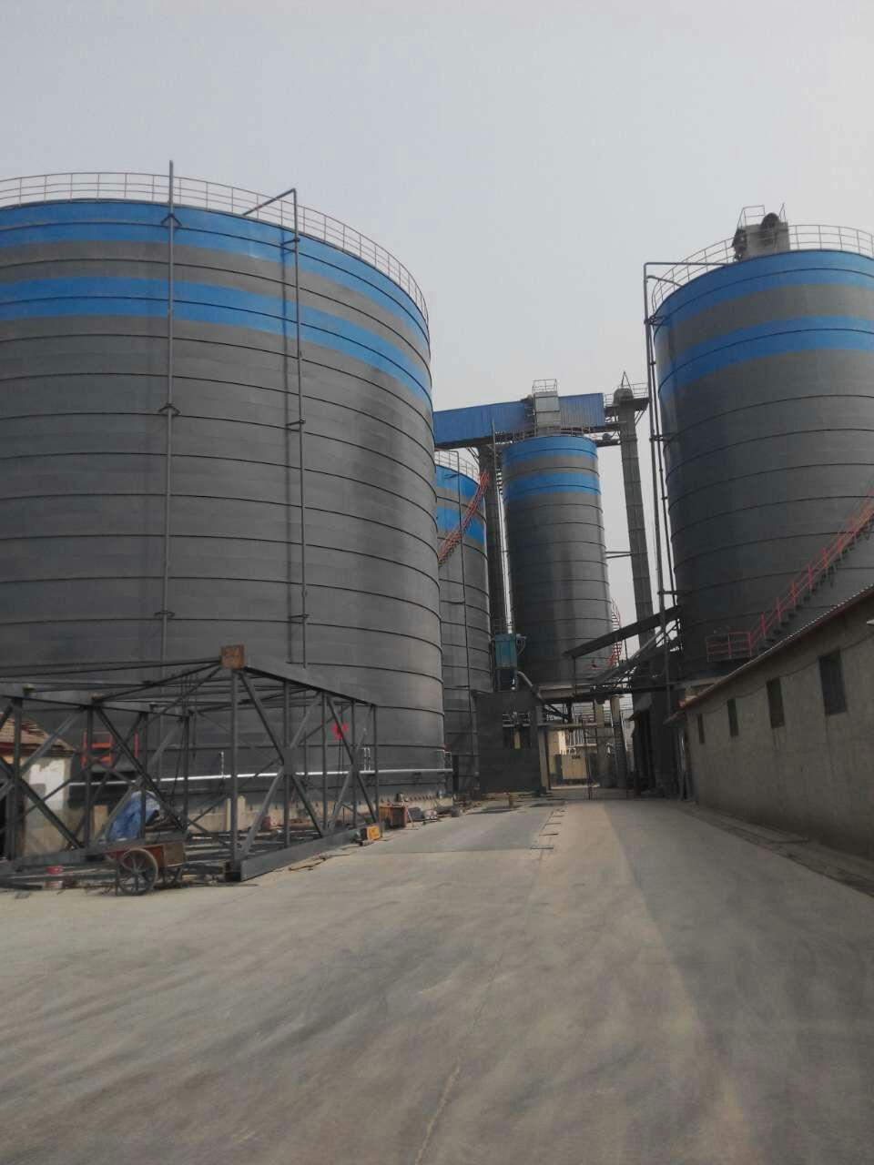 临城镇粉煤灰储存库基础怎么建造